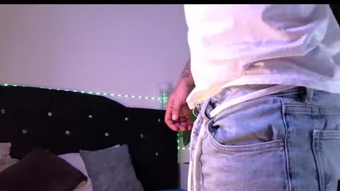 John  online show from February 5, 11:59 am