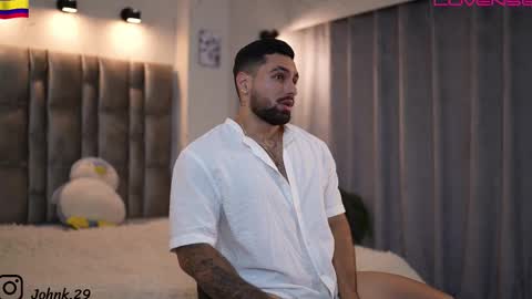 john online show from November 24, 10:53 pm