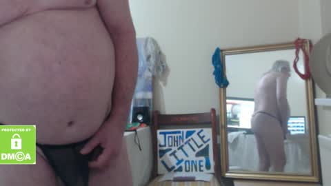 Snapshot of john_little_one chatting on January 23, 1:08 am JOHN online show from January 23, 1:08 am