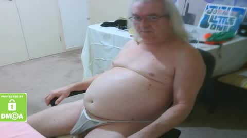 Snapshot of john_little_one chatting on January 28, 7:53 pm JOHN online show from January 28, 7:53 pm