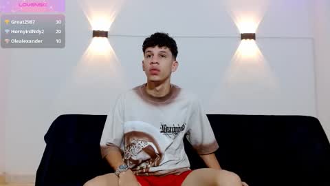 john_ssnow29 online show from September 15, 11:54 am