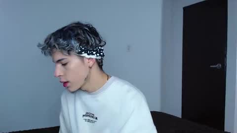 John Vichenso online show from October 27, 10:14 pm