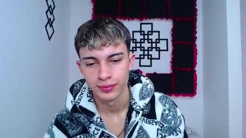 John Vichenso online show from January 8, 10:12 pm