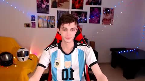 john_winx online show from June 29, 3:01 pm