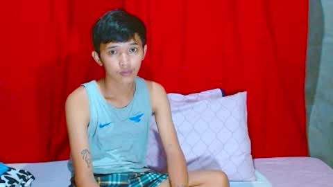 Snapshot of john_zacharyxx chatting on May 25, 10:54 am JohnXxx online show from May 25, 10:54 am