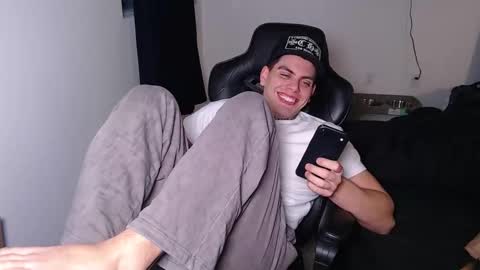 JAXX online show from February 15, 1:24 am