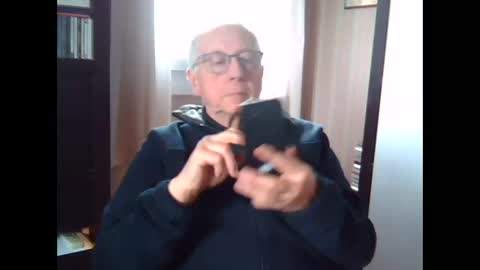 Snapshot of johnjohn6226623 chatting on April 3, 2:04 pm johnjohn6226 online show from April 3, 2:04 pm
