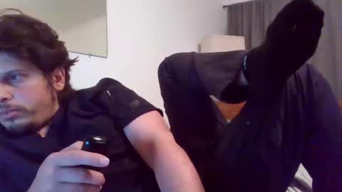 johnjohn online show from October 3, 2:08 am