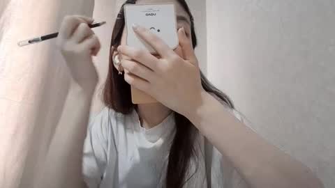 Snapshot of johnmerli chatting on December 4, 5:39 am Molly online show from December 4, 5:39 am