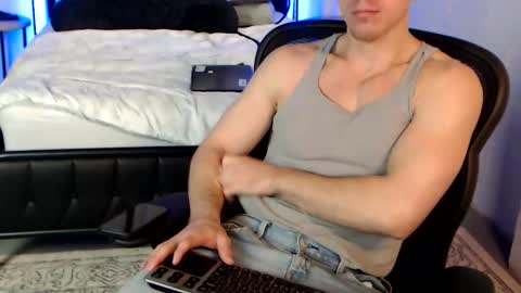 Johnnie Redd online show from March 18, 5:49 pm