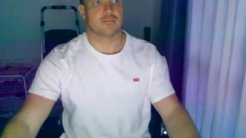 Snapshot of johnny61600 chatting on August 6, 7:32 am Lovenitwet69 online show from August 6, 7:32 am