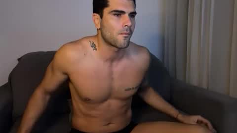 Snapshot of johnny__b0y chatting on March 2, 2:47 am Johnny b0y online show from March 2, 2:47 am