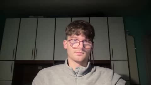 Johnny online show from December 17, 1:06 pm