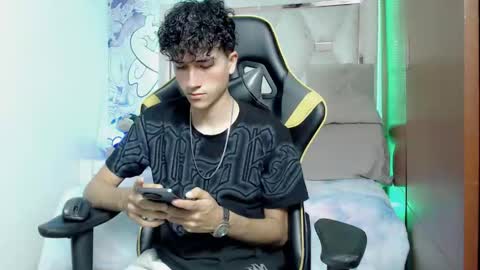 johnny_cagee online show from October 26, 3:56 am