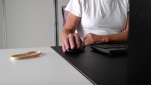 Snapshot of johnny_walker14 chatting on December 20, 9:27 am johnny_walker14 online show from December 20, 9:27 am