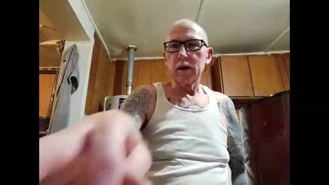 Master online show from March 5, 2:07 am