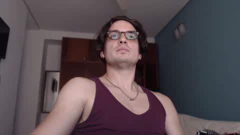 Johnny online show from March 7, 6:49 pm