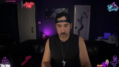 Snapshot of johnnyfromspace chatting on April 4, 6:44 am Johnny from Space online show from April 4, 6:44 am