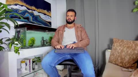 Snapshot of johnnygrayson_ chatting on February 2, 3:32 am JOHNNY online show from February 2, 3:32 am