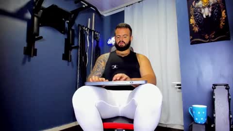 Snapshot of johnnygrayson_ chatting on February 14, 11:31 pm JOHNNY online show from February 14, 11:31 pm