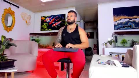 Snapshot of johnnygrayson_ chatting on March 8, 12:00 am JOHNNY online show from March 8, 12:00 am