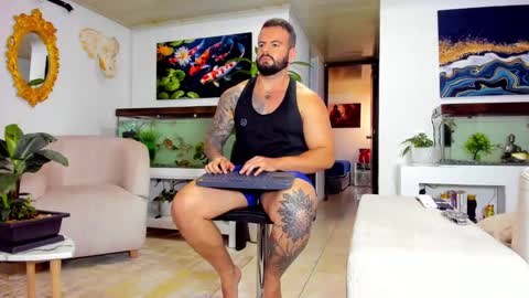 Snapshot of johnnygrayson_ chatting on March 9, 9:36 pm JOHNNY online show from March 9, 9:36 pm