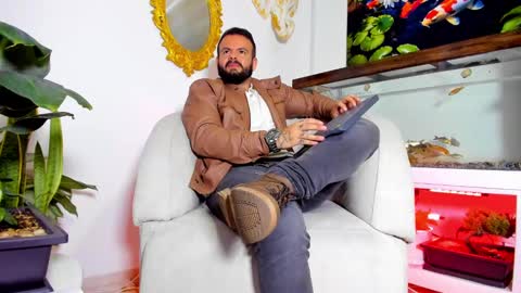 Snapshot of johnnygrayson_ chatting on March 11, 1:26 am JOHNNY online show from March 11, 1:26 am