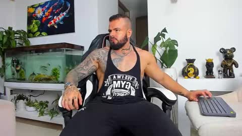 Snapshot of johnnygrayson_ chatting on September 12, 12:55 am JOHNNY online show from September 12, 12:55 am