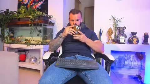 JOHNNY online show from February 5, 1:21 am