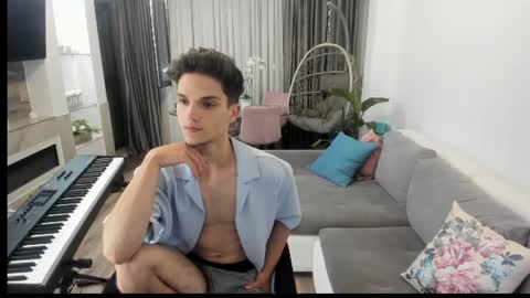 Snapshot of johnnyk8 chatting on July 3, 8:26 pm Johnny k. online show from July 3, 8:26 pm