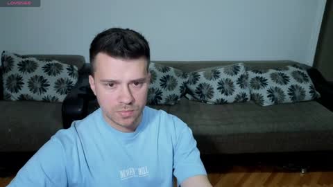 Johnny online show from April 18, 7:07 pm