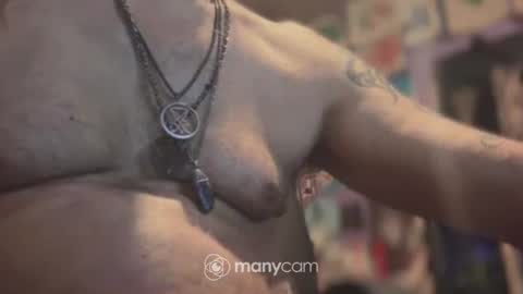 johnnyshung1 online show from January 6, 1:30 pm