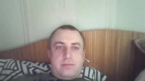 johnoreon online show from May 1, 9:36 am