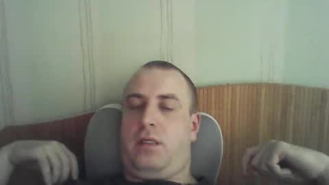 Snapshot of johnoreon chatting on May 16, 8:11 am johnoreon online show from May 16, 8:11 am