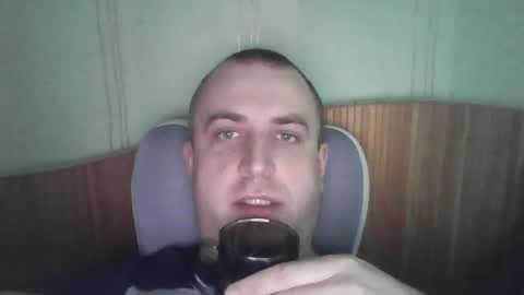 Snapshot of johnoreon chatting on May 16, 12:26 pm johnoreon online show from May 16, 12:26 pm