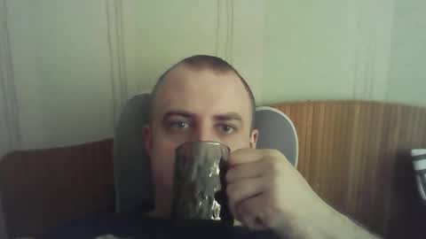 Snapshot of johnoreon chatting on May 17, 5:38 am johnoreon online show from May 17, 5:38 am