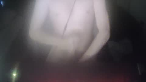 Snapshot of johnot1998 chatting on May 9, 4:39 am johnot1998 online show from May 9, 4:39 am