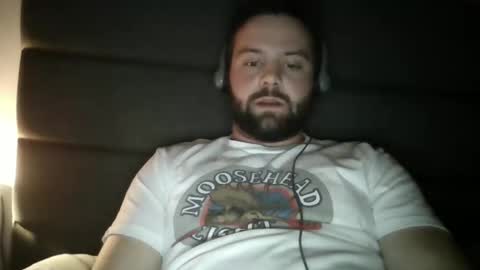 johny28287 online show from October 31, 9:21 am