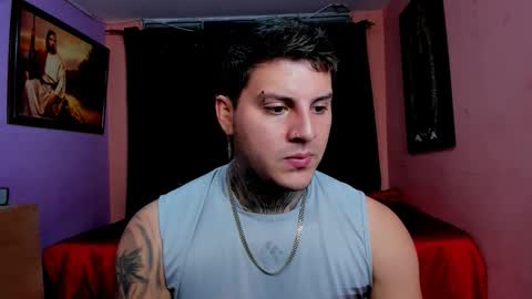 Johny online show from December 5, 1:47 am