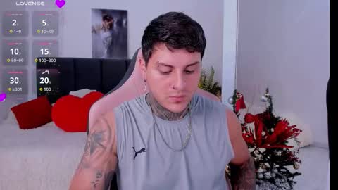 Johny online show from December 14, 8:57 pm