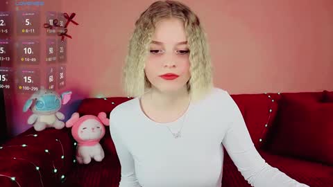 Snapshot of joice_queen chatting on January 7, 9:35 pm Paula online show from January 7, 9:35 pm
