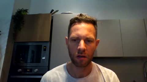 Snapshot of jojo19844 chatting on September 9, 8:14 am jojo19844 online show from September 9, 8:14 am