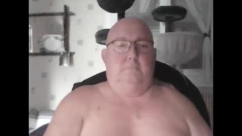 jojo60000529566 online show from December 2, 11:12 am