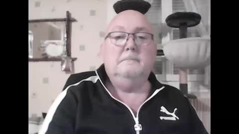 jojo60000529566 online show from December 16, 11:39 pm