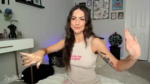Snapshot of jojodelow chatting on July 6, 12:40 am online show from July 6, 12:40 am