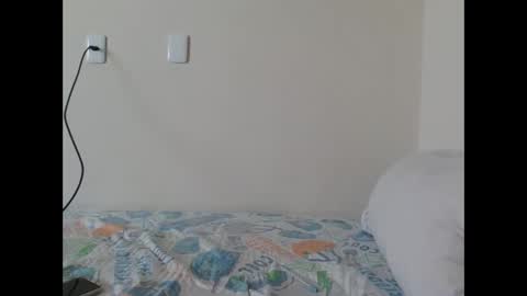 jojooo27 online show from April 26, 2:04 pm