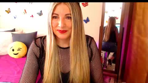 Jolie Mature online show from October 29, 9:38 pm