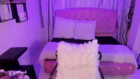 Jolie price  online show from April 12, 2:27 am