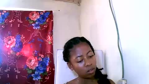 Snapshot of joliekah27 chatting on January 21, 5:16 am joliekah27 online show from January 21, 5:16 am