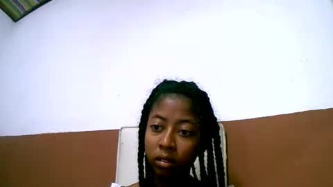Snapshot of joliekah27 chatting on February 4, 1:34 am joliekah27 online show from February 4, 1:34 am